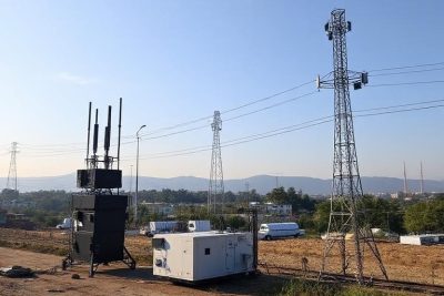 Powerful electromagnetic jammer