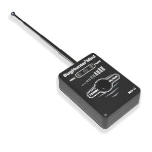 Wireless signal detector with telescopic antenna
